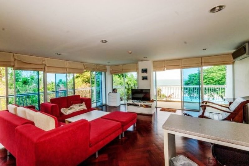 3 Bed Beachfront Condo At Baan Suan Rim..