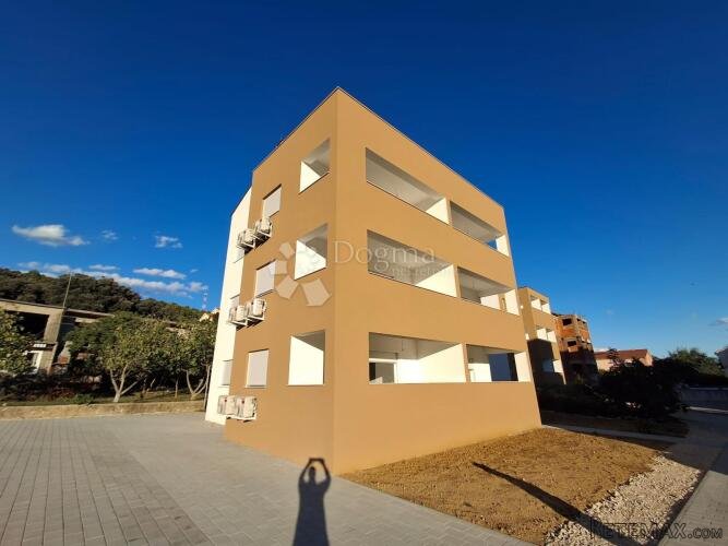 Dvoetažni apartman u Palitu sa prekrasnom krovnom terasom - 2