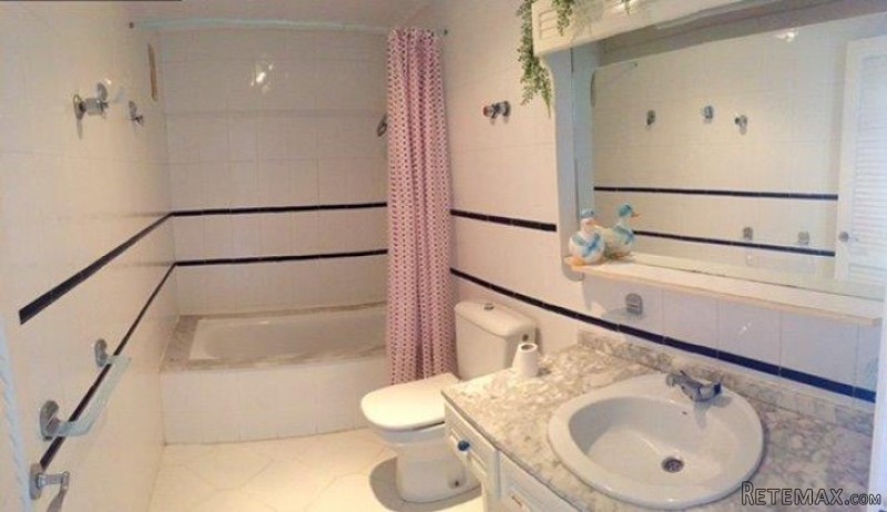 Large 3 Bed Apartment In Torrevieja -.. - 2