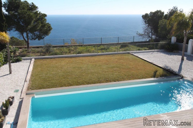 Luxurious seafront house with stunning views of the.. - 2