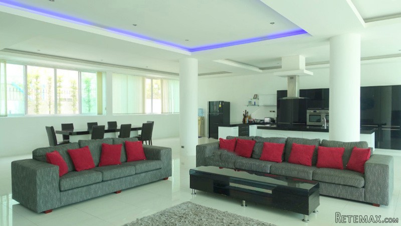 Impressive 5 bedroom pool villa above.. - 2