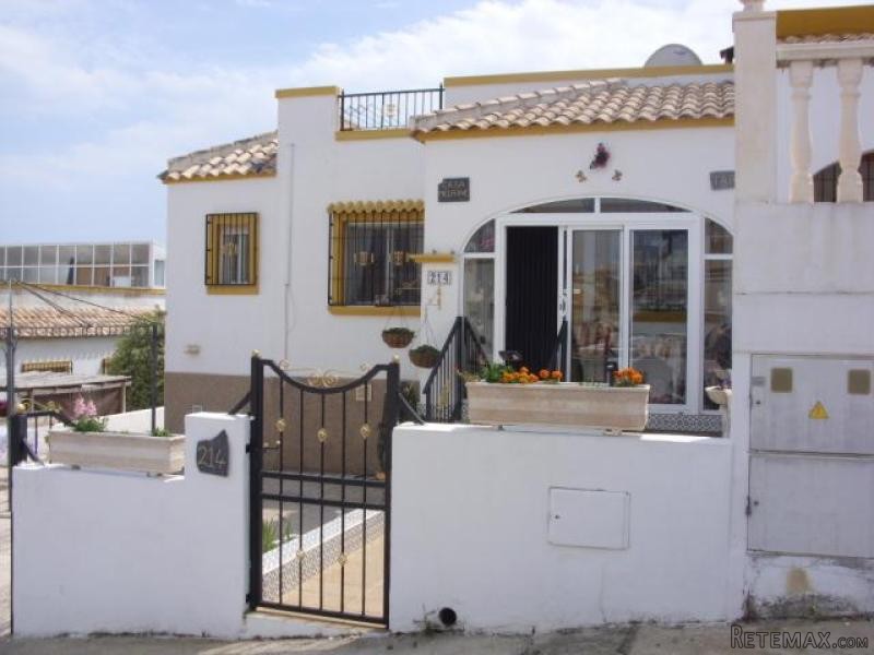 Bargain 3 Bedroom Quad For Sale In La..