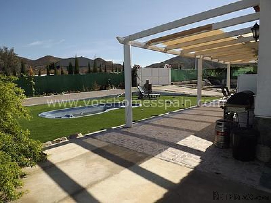 EXCLUSIVE TO VOSS HOMES - Larger than average, 120m2, 2.. - 8