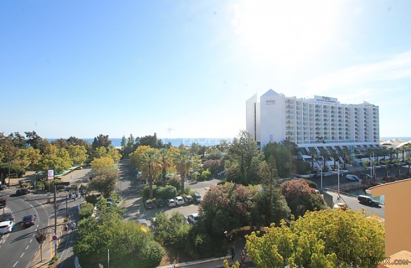 Marina Apartment with Fabulous Views - 2