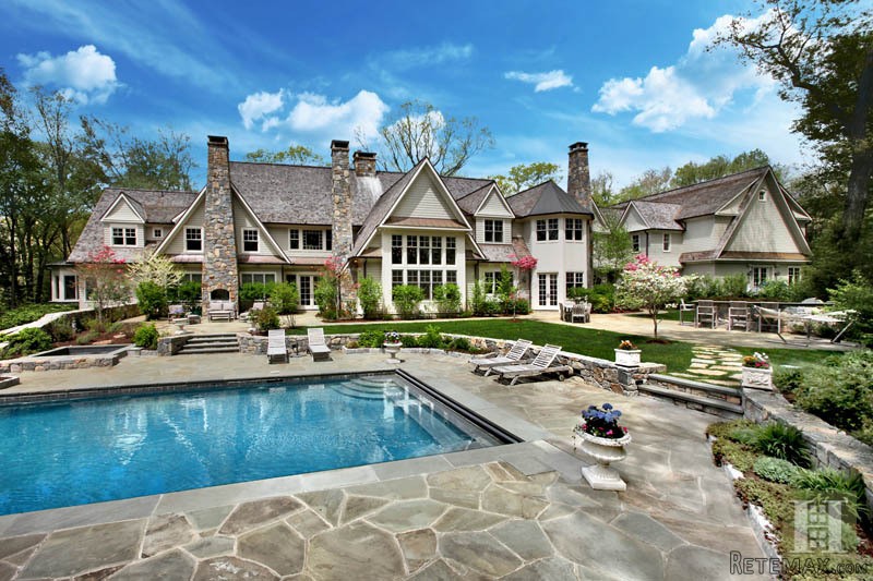 6 bedroom House For Sale: 153..