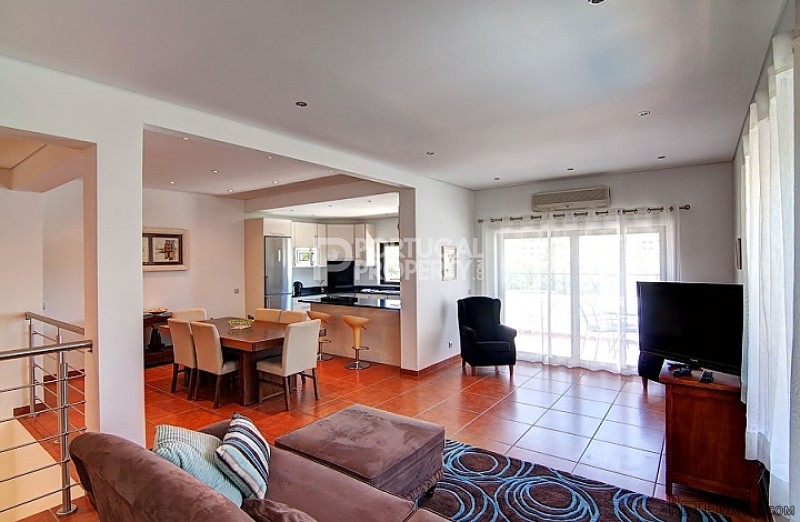 Modern 3 Bedroom Apartment Vale do Lobo.. - 2