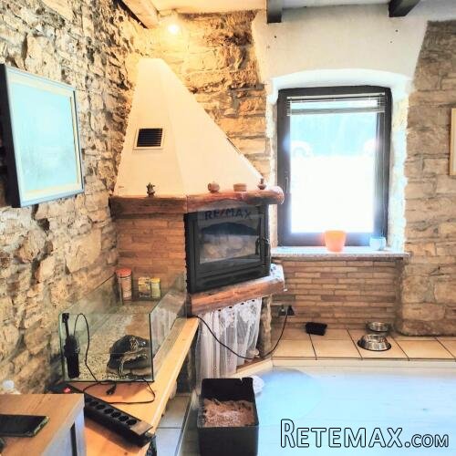 Istra, Pazin- kuća s dva stana i otvorenim pogledom - 10