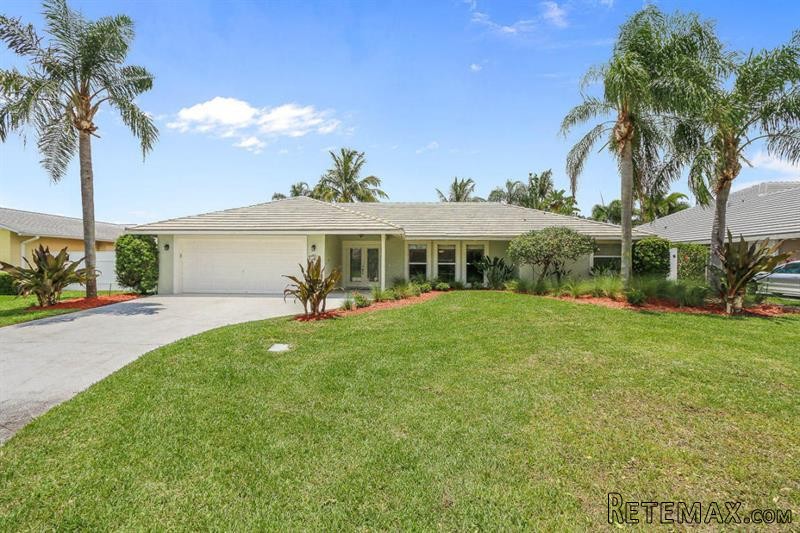 4 bedroom Residence For Sale: Palm..