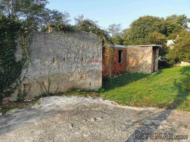 Istra-Krnica, građevinsko zemljište i objekt - 3