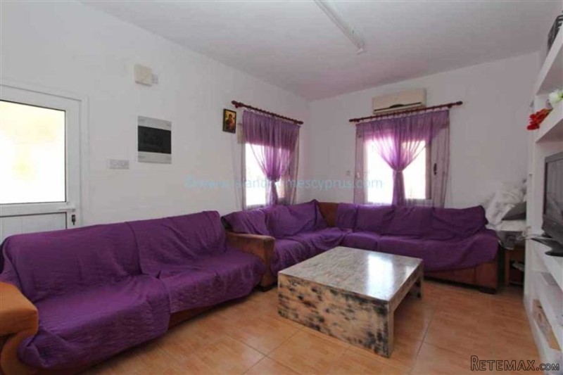House Bungalow - For Sale - 2 Bedrooms - 2
