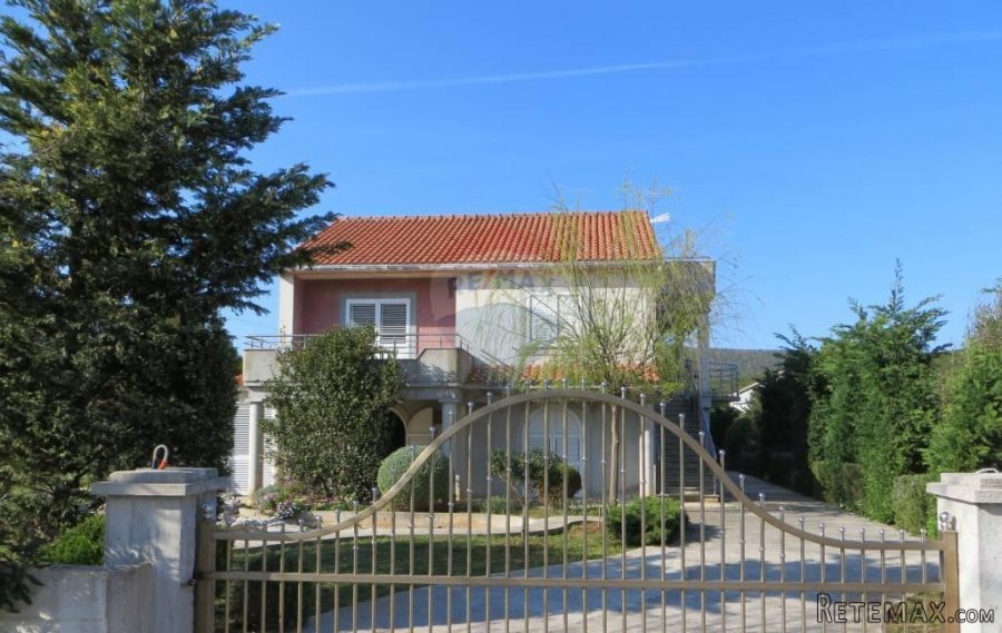 Otok Ist-samostojeća kuća - 4