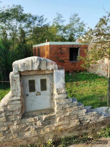Istra-Krnica, građevinsko zemljište i objekt - 6