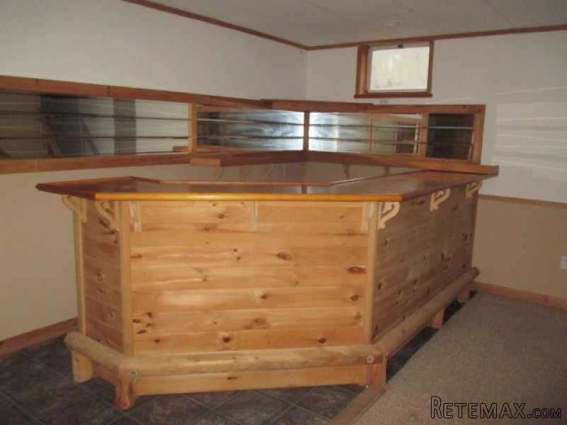 5 Carter Drive Southampton, NJ, 08088.. - 2