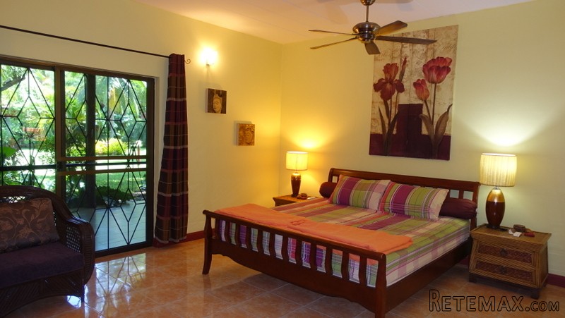 Beautiful lakefront resort for private.. - 2