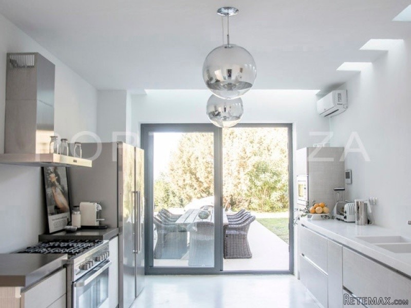 Fabulous new-age Villa at San Juan with.. - 2