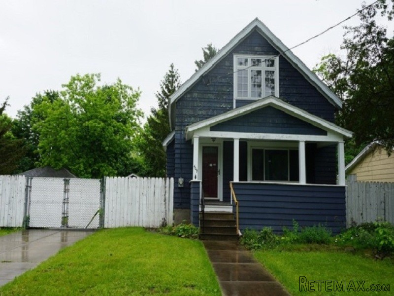 409 Academy Place Syracuse, NY, 13207..