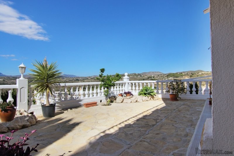 4 - Bedroom villa with mountain views.. - 2