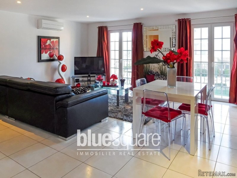 Spacious 3 bedroom apartment on the.. - 2