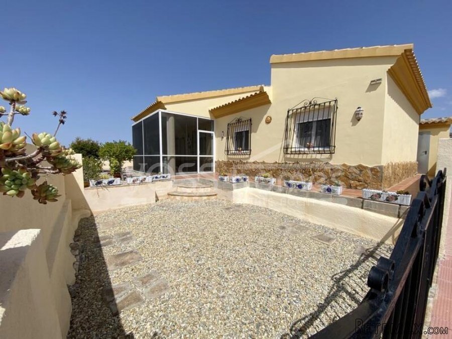 NEW & EXCLUSIVE TO VOSS HOMES - An immaculately presented..