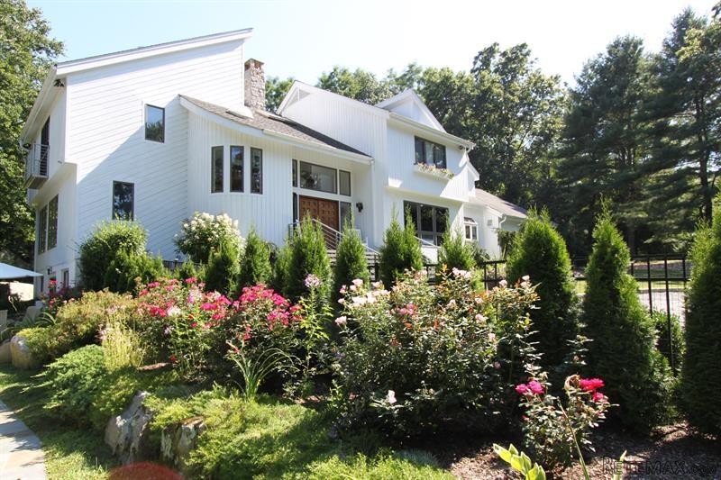 4 bedroom House For Sale: 81 Duncan..