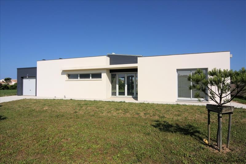 Stylish Modern Villa Just 500m From The..