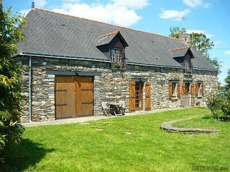 Vetry pretty stone farmhouse, new..