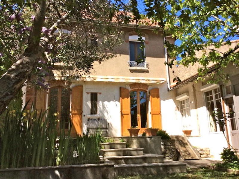 4 Bedroom Town House For Sale