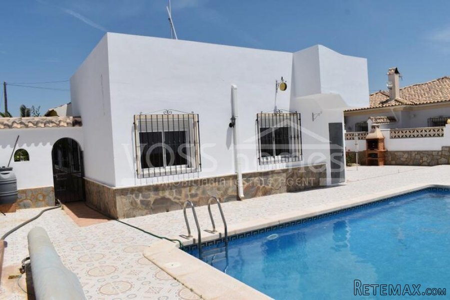 EXCLUSIVE TO VOSS HOMES - A spacious, light & airey 3 bed.. - 5