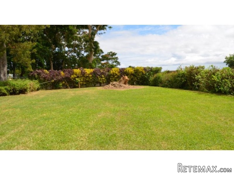 8 bedroom Property For Sale: Todds.. - 2