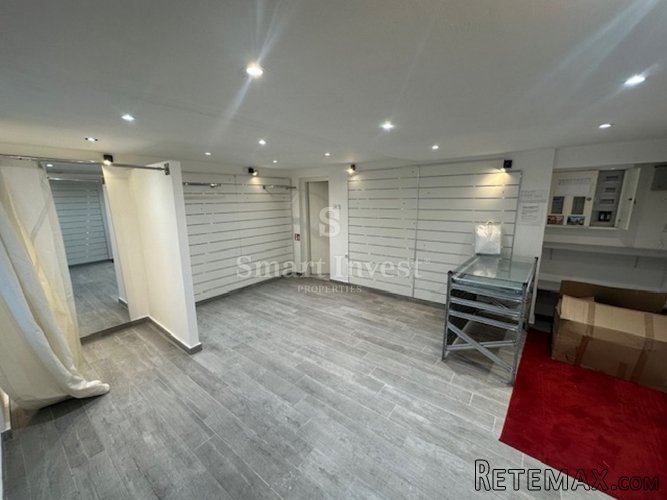 RIJEKA - CENTAR, prodaje se poslovni prostor od 26 m2