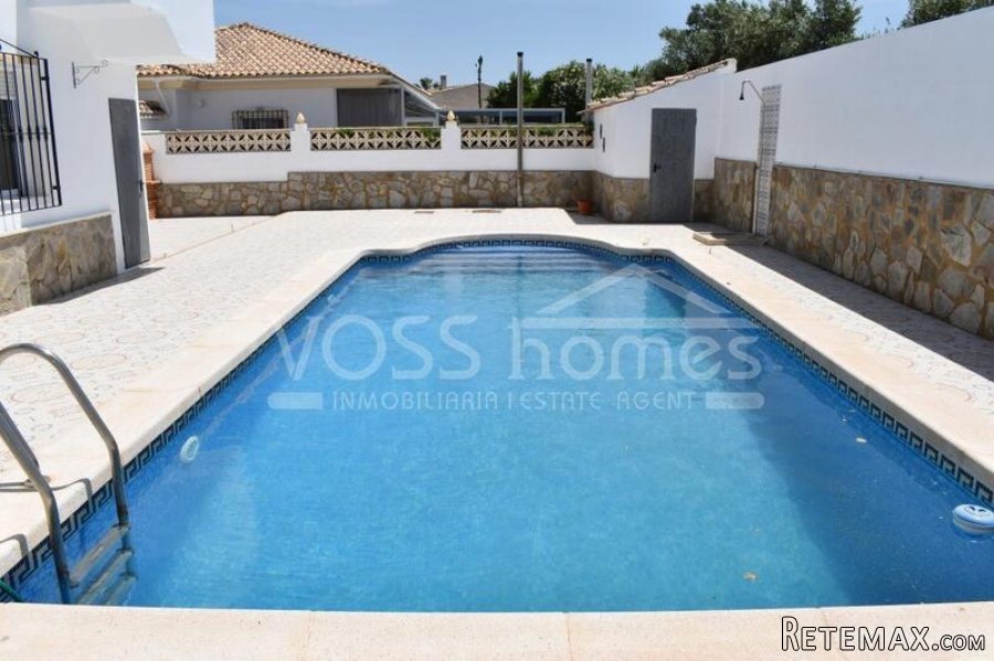 EXCLUSIVE TO VOSS HOMES - A spacious, light & airey 3 bed.. - 7