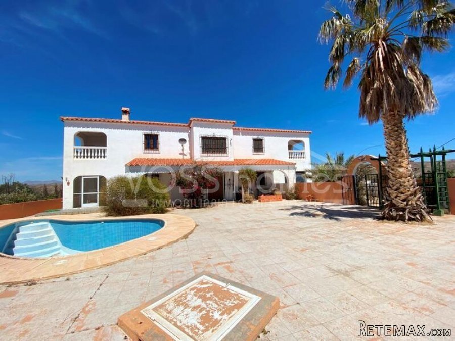 NEW & EXCLUSIVE LISTING FOR VOSS HOMES - A large, very..