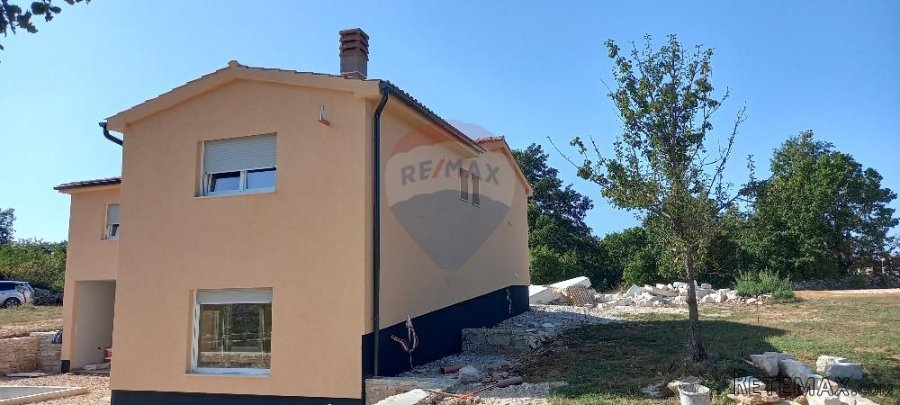 Istra,Štokovci-kuća s bazenom i okućnicom - 8