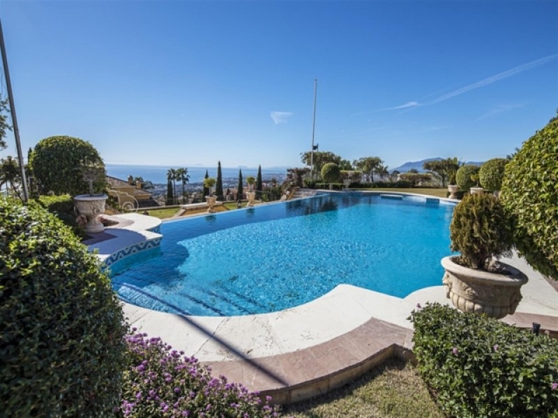6 Bedroom Villa For Sale Situated In.. - 2