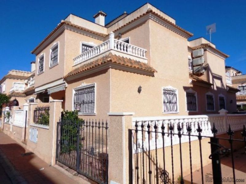 2 Bedrooms - Townhouse - Alicante - For..