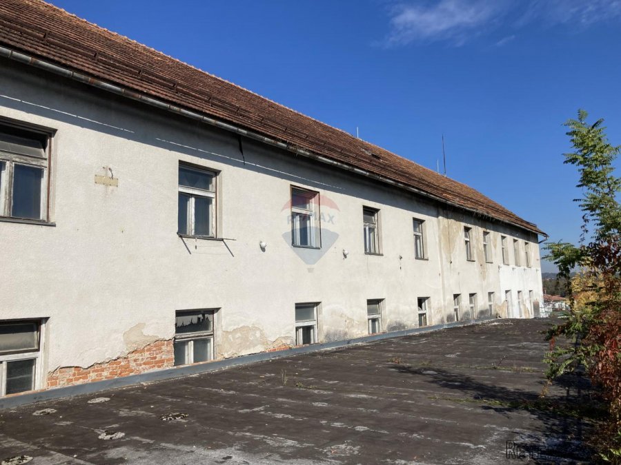 Slunj, zgrada hotela 2400 m2 sa projektom - CIJENA NA UPIT - 10