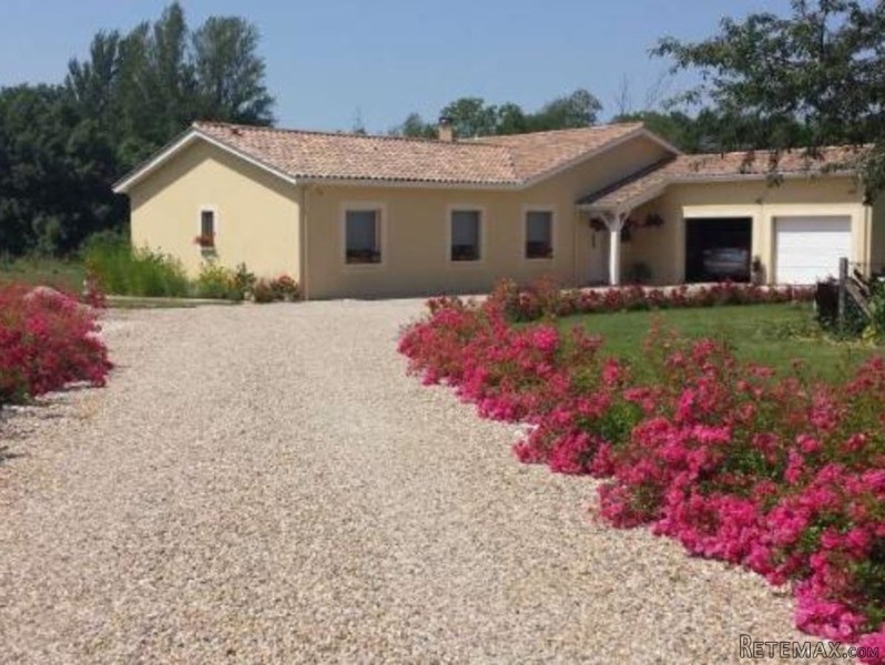 Beautiful Contemporary Bungalow With..