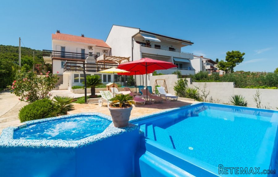 Private beach Seafront Villa on sale - 2