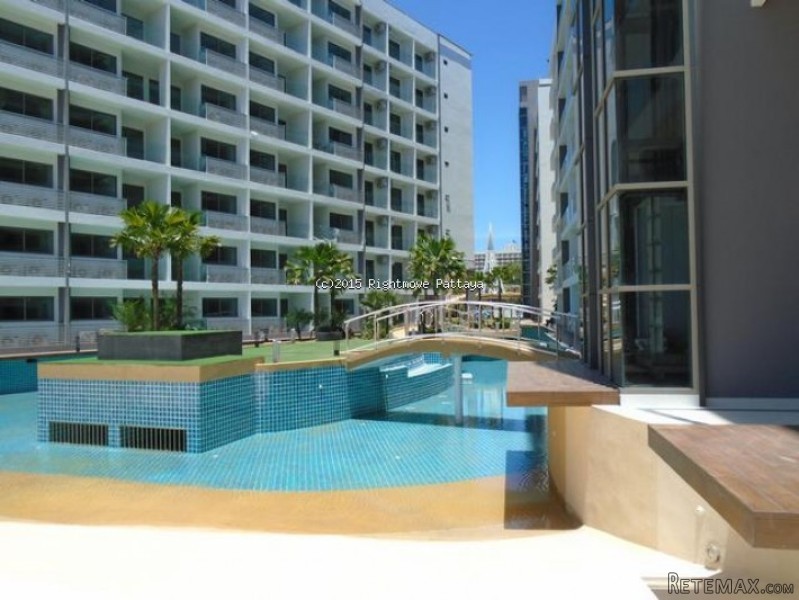 2 Bedroom Condo for sale in Jomtien -..