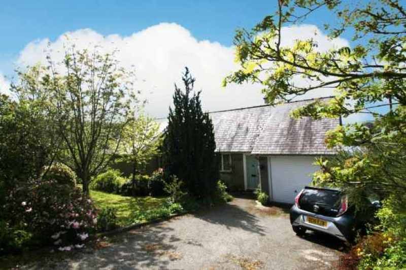 4 bedroom, Detached Bungalow house for..