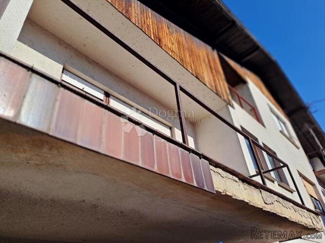 Velika kuća na odličnoj lokaciji - 3