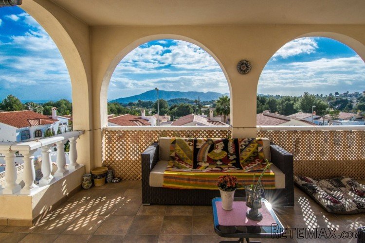 Villa with private pool located in a quiet residential area.. - 4