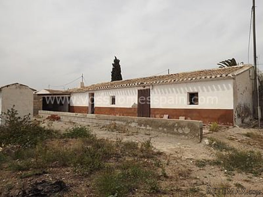 3 bed village / country house of approx 200m2 which is.. - 5