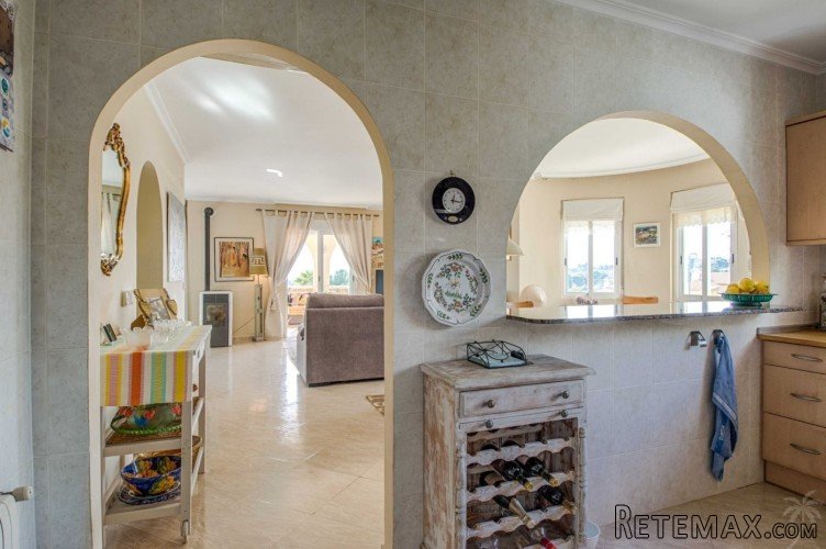 Villa with private pool located in a quiet residential area.. - 5