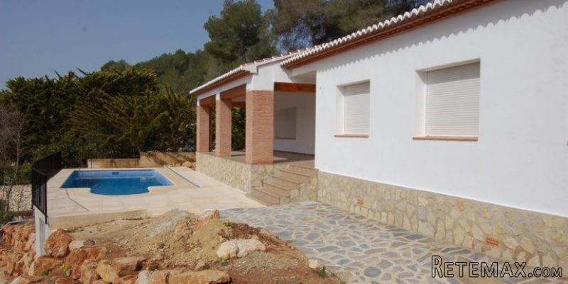 3 Bedroom 2 Bathroom Villa in Javea - 2