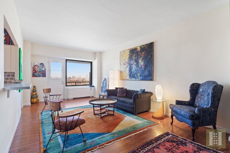 2 bedroom Apartment For Sale: 1020.. - 2