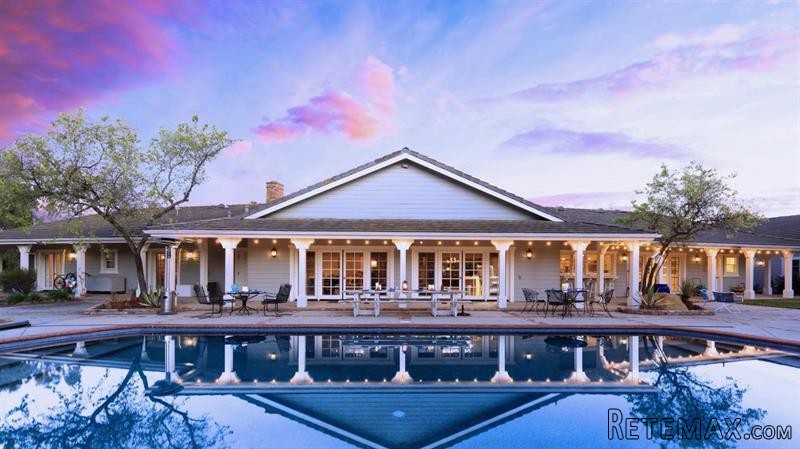 3 bedroom House For Sale: 1665 N..