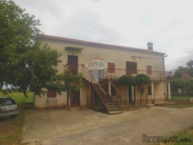 Istarska kuća sa velikom parcelom blizu mora - 4