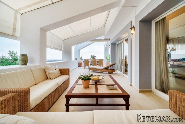 Penthouse med havs, golf och bergutsikt närheten till..