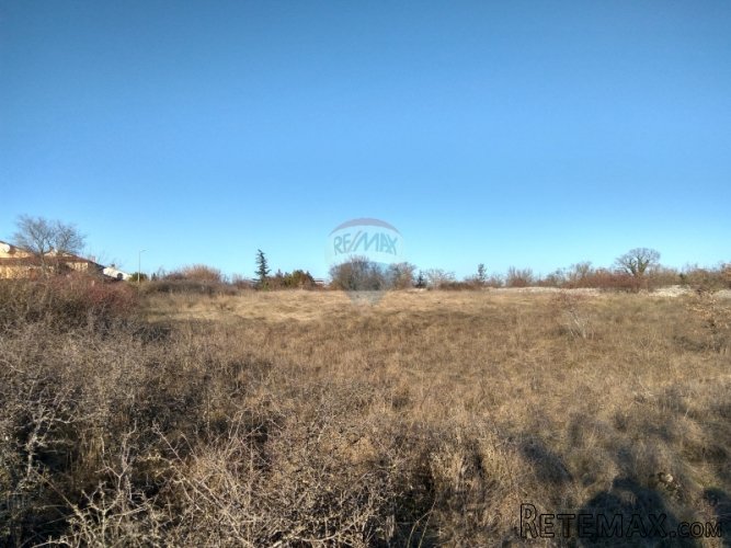 Istra, Kanfanar -građevinsko zemljište 4178m2 za... - 5